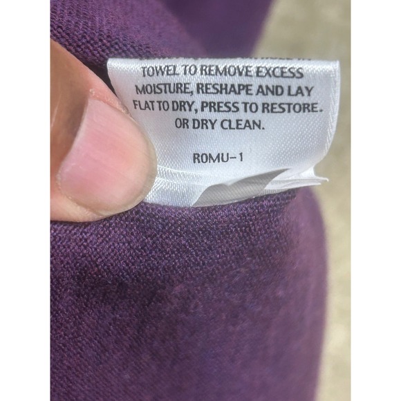 Eileen Fisher Purple Merino Wool V Neck Button Front‎ Cardigan Sweater XS - Picture 9 of 11